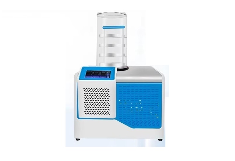 LABORATORY FREEZE DRYER